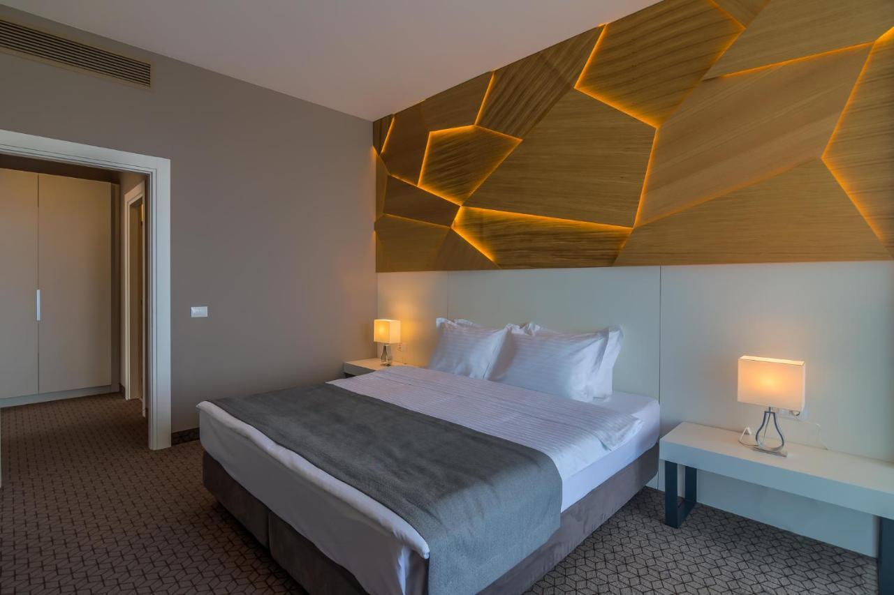 Nyota Hotel & Conference Center Mamaia Eksteriør billede