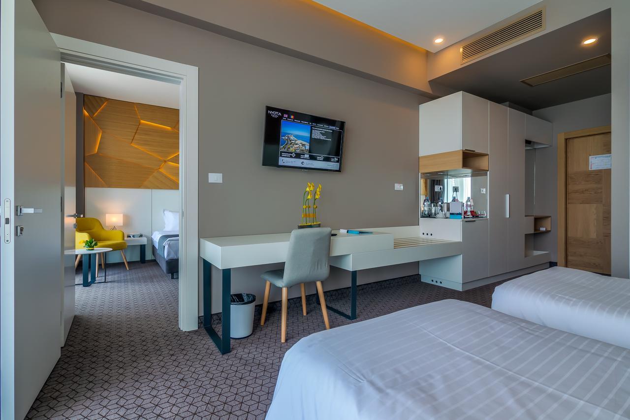 Nyota Hotel & Conference Center Mamaia Eksteriør billede