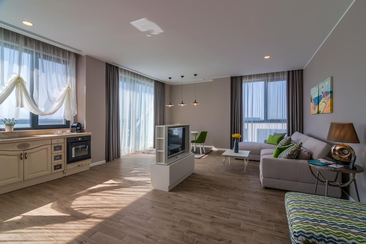 Nyota Hotel & Conference Center Mamaia Eksteriør billede
